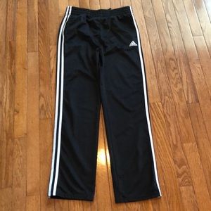 Adidas boys size XL 18/20 black joggers